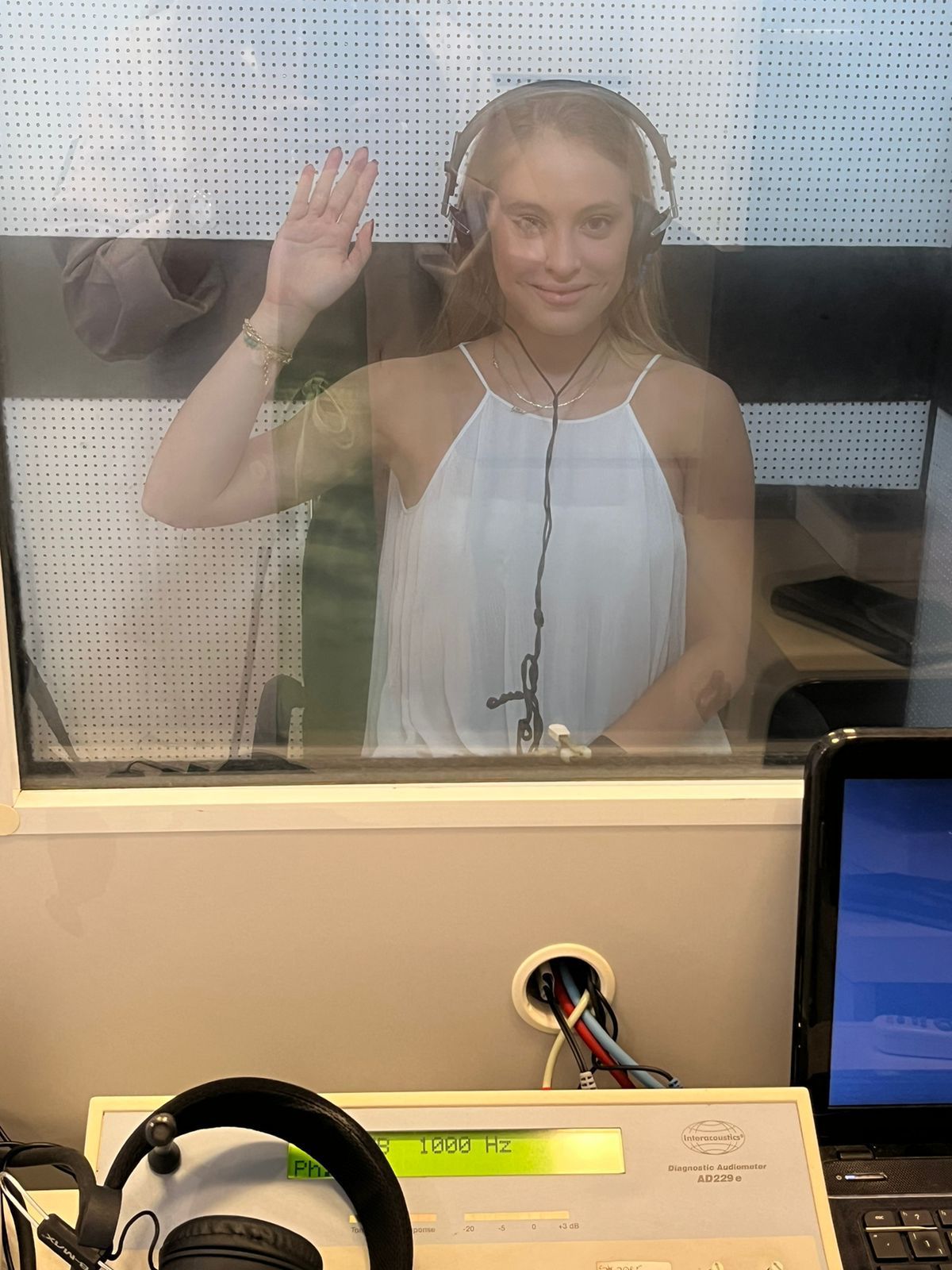 Teste Auditivo Yes